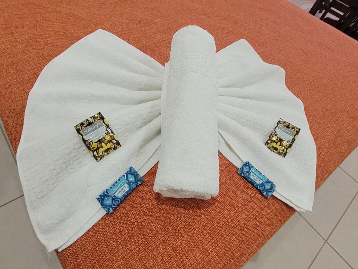 Hotel Flamboyant 陶巴特 外观 照片