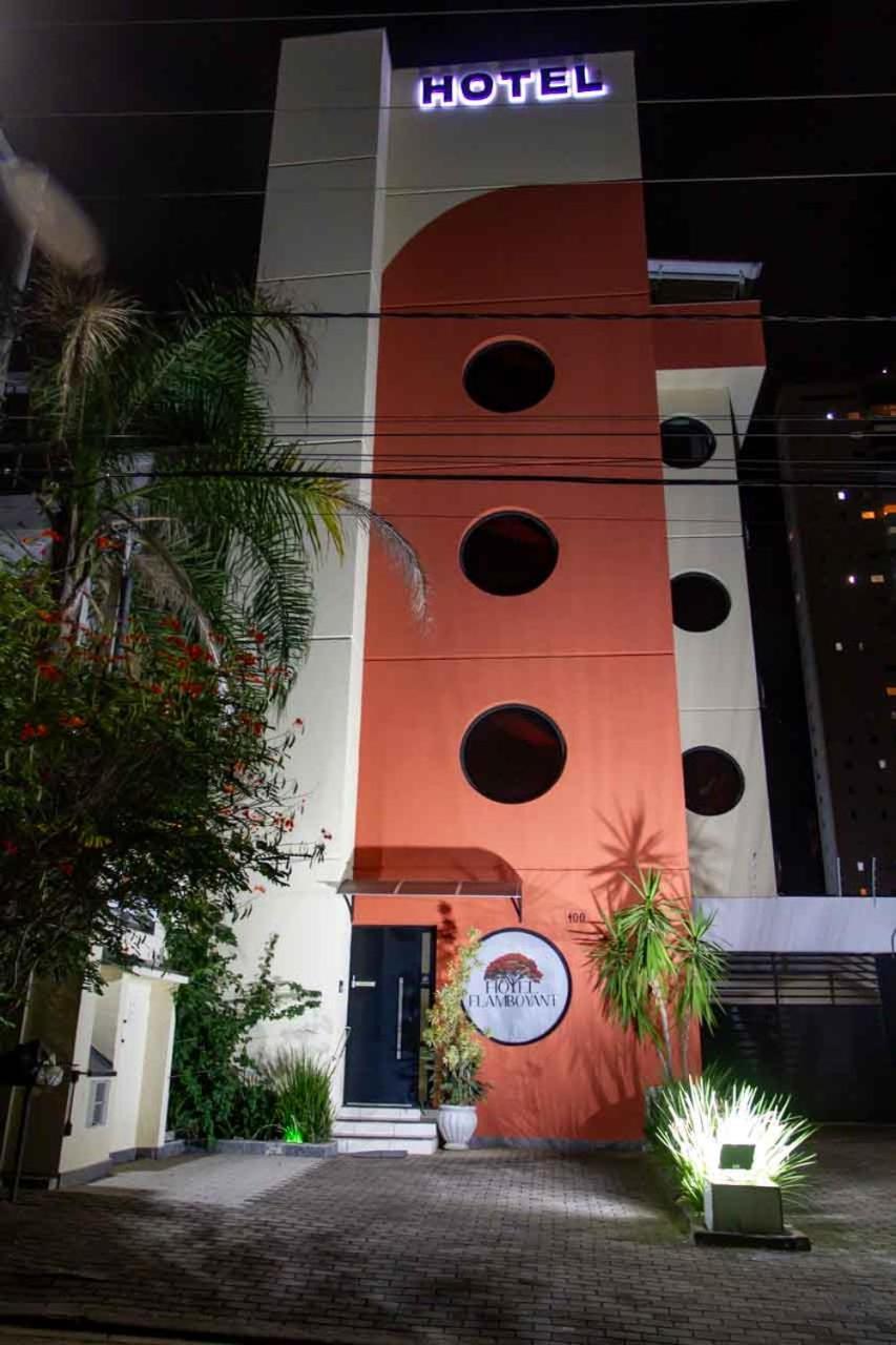 Hotel Flamboyant 陶巴特 外观 照片