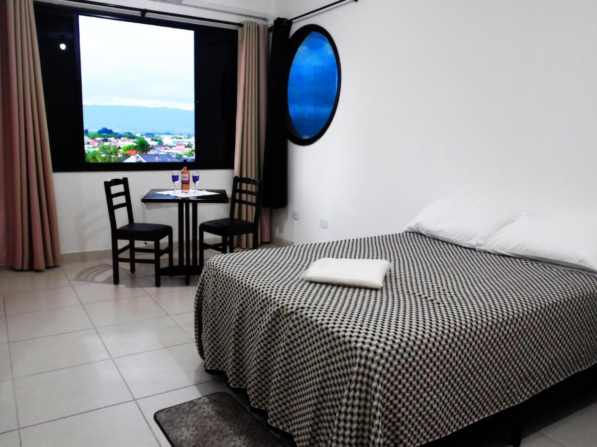 Hotel Flamboyant 陶巴特 外观 照片