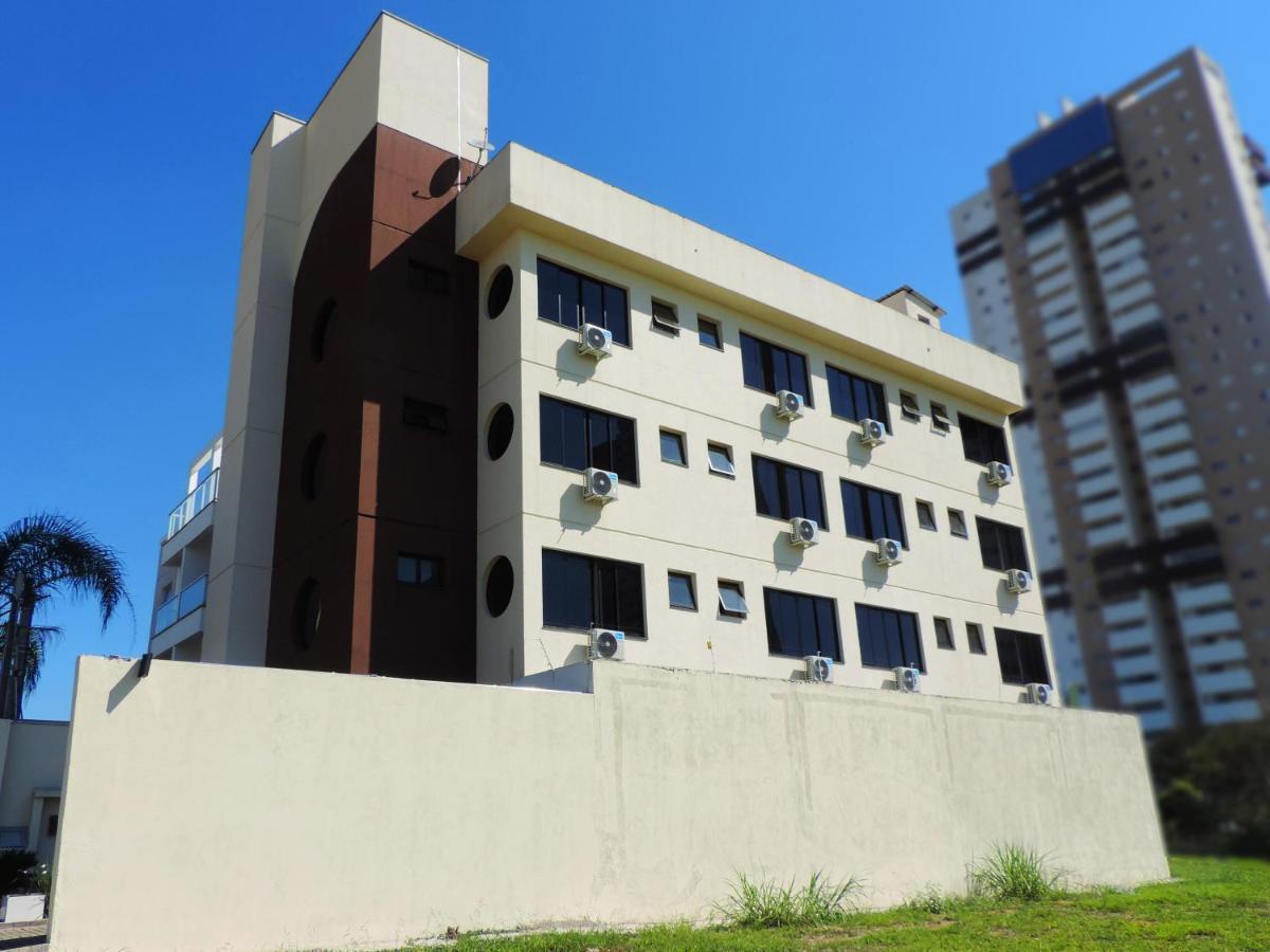 Hotel Flamboyant 陶巴特 外观 照片